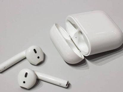 Los auriculares inalámbricos de Apple.