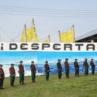Integrantes del ex ejército guerrillero del Ejército Zapatista de Liberación Nacional (EZLN) participan en ceremonia de despedida de una delegación de siete miembros que parte hacia Europa para reunirse con grupos anticapitalistas en 30 países diferentes, en Caracol de Morelia, Altamirano, Chiapas Estado, México, a 26 de abril de 2021. (Foto de Isaac GUZMAN / AFP)