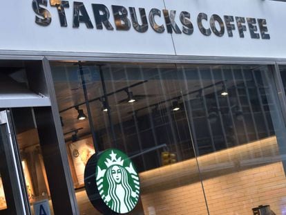 Una cafetería de Starbucks Coffee en Nueva York.