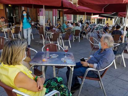 La terraza del bar de Valladolid El largo adiós, este jueves.