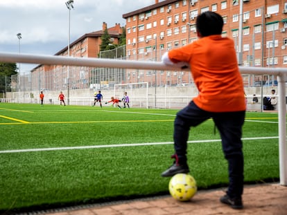 Entrenamiento en la Escuela de fútbol de Usera, el pasado 25 de mayo.