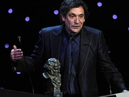 Agust&iacute;n Villalonga recibe el Goya a mejor director por &#039;Pa Negre&#039;.