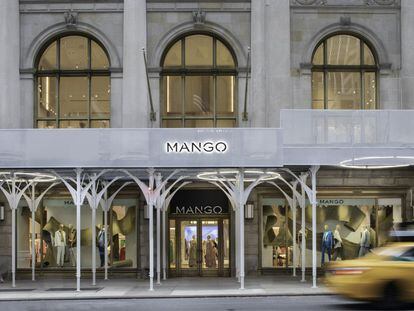 Tienda de Mango en la Quinta Avenida de Nueva York, inaugurada en mayo de 2022.