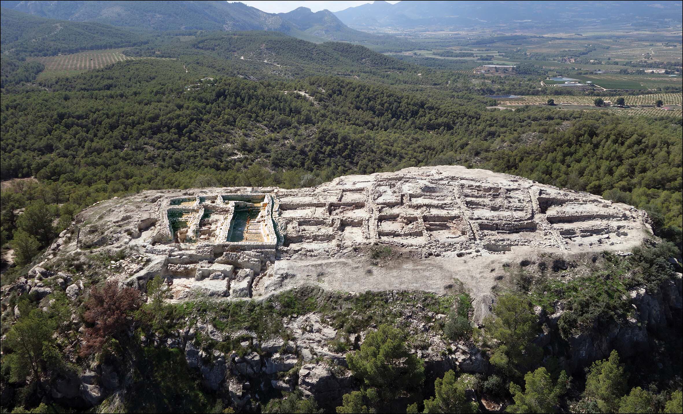 Vista aérea del yacimiento argárico de La Almoloya, en 2015.