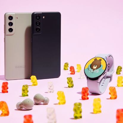 Con la compra del móvil Samsung Galaxy S21 FE 5G en la campaña #YouMake puedes hacerte con un regalo valorado en hasta 299 euros.