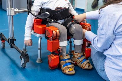 El primer exoesqueleto pediátrico adaptable le ha valido a Elena García Armada un Premio Inventor Europeo 2022 de la Oficina Europea de Patentes.