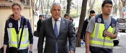Luis Pineda en el momento de su detención.
