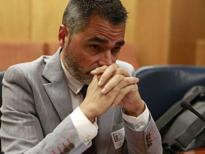 Alejandro de Pedro comparece en Comisión de corrupción en la Asamblea de Madrid, en 2015.