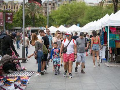 Els comerciants de la Barceloneta denuncien una reducció de la facturació