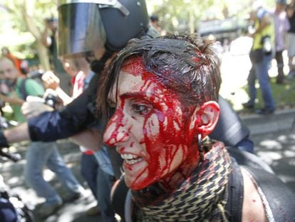 Ocho detenidos y 76 heridos leves en las cargas policiales contra la marcha minera