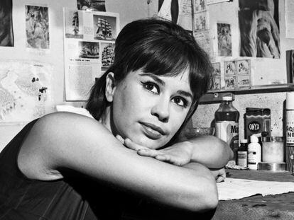 Astrud Gilberto, posa para un retrato en Nueva York en 1964.