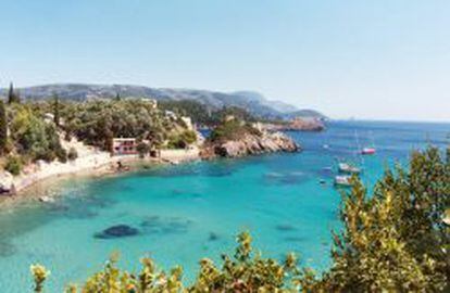 Costa de Corf&uacute;, una de las m&aacute;s visitadas del Mediterr&aacute;neo.