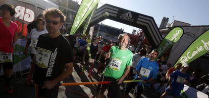 Carrera de montaña en la que participan personas con discapacidades.