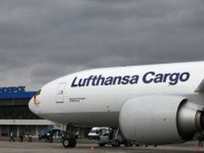 Avi&oacute;n de Lufthansa.