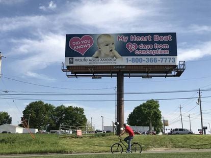 Propaganda antiabortista en Des Moines, Iowa. En vídeo, las claves de la nueva ley del aborto en este Estado.