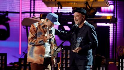 René Pérez y Rubén Blades en la ceremonia de los Grammy latinos, en Las Vegas, Nevada.