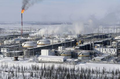 Una instalación de la petrolera Rosneft, cerca de Krasnoyarsk (Rusia), en una imagen de archivo.