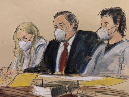 El abogado Sam Enzer, entre Heather Morgan (la Cocodrilo de Wall Street) y el marido de ella, Ilya Lichtenstein, en un tribunal federal de Nueva York, el 8 de febrero.