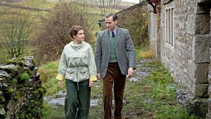 Rachel Shenton y Nicholas Ralph, en 'Todas las criaturas grandes y pequeñas'.