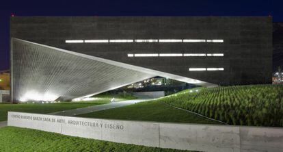 Centro Roberto Garza Sada, diseñado por Tadao Ando.