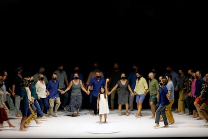Un momento del 'Requiem' de Mozart desde el Palau de les Arts, en un ensayo.