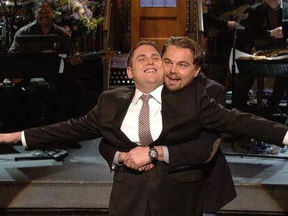 Jonah Hill y Leonardo DiCaprio recrean ir&oacute;nicamente en &#039;Saturday Night Live&#039;, en enero de 2014, la m&aacute;s famosa escena de &#039;Titanic&#039;.