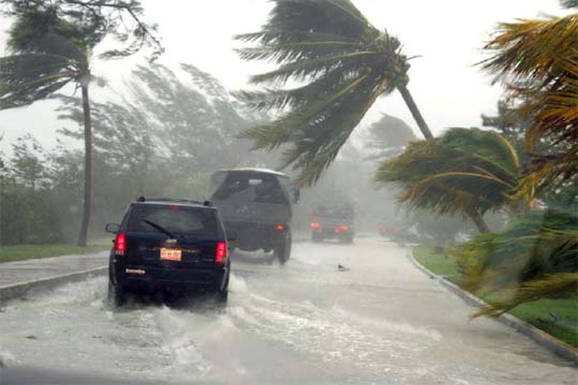 El huracán Wilma azota Cancún Hemeroteca EL PAÍS