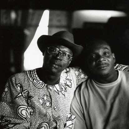 Ali Farka Touré (izquierda) y Toumani Diabaté, en Bamako.