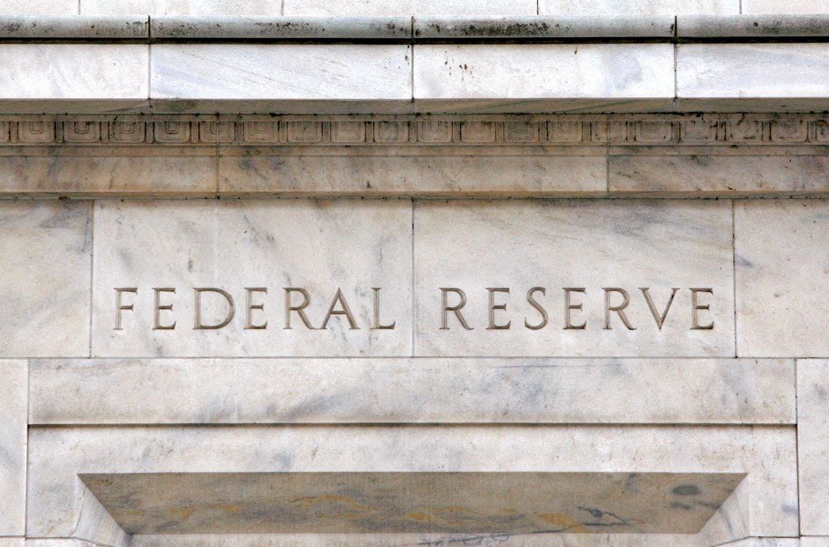 Los bancos de EE UU piden liquidar a la Fed con más urgencia que en la crisis de 2008 |  Economía