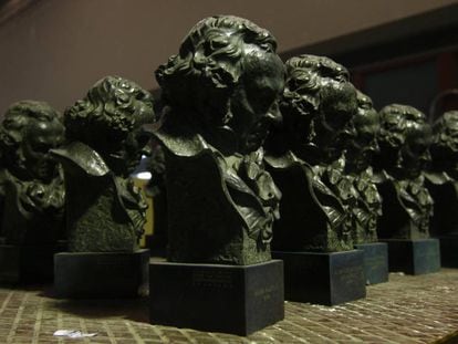 Taller del escultor Jos&eacute; Luis Fern&aacute;ndez, donde se elaboran las estatuillas de los Premios Goya.