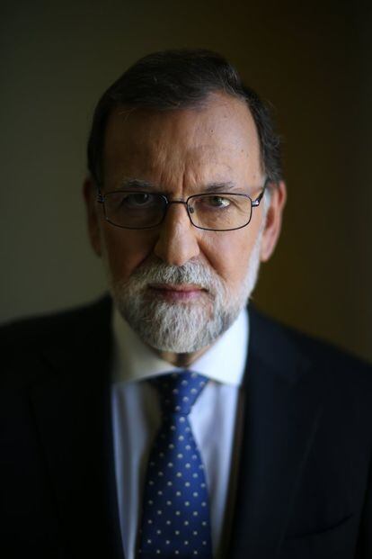 El presidente del Gobierno, Mariano Rajoy, en entrevista para EL PAÍS en el palacio de La Moncloa, seis días después del referéndum ilegal sobre la independencia de Cataluña y dos días antes de que se celebrara el pleno del Parlamento catalán que abordaría la cuestión.