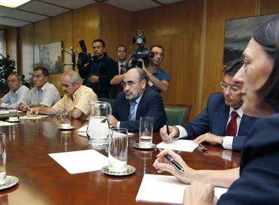 Teresa Santero, secretaria general de Industria, preside la reunión ayer en Madrid sobre el futuro de Opel.