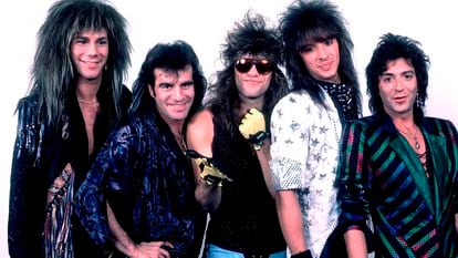 Bon Jovi, en Illinois en 1987. De izquierda a derecha: David Bryan, Tico Torres, Jon Bon Jovi, Richie Sambora y Alec John Such.