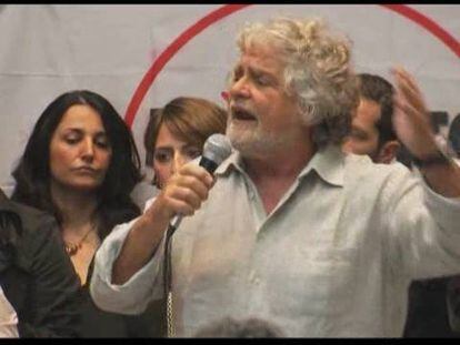 Beppe Grillo moviliza a sus seguidores contra la elección de Napolitano
