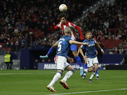 João Félix marca el primer gol del Atlético.