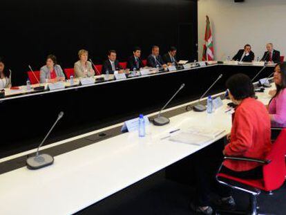 Reunión del Consejo Municipal de Euskadi, este viernes, en Vitoria.