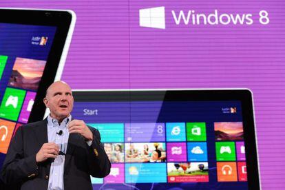 Steve Ballmer, consejero delegado de Microsoft, en la presentaci&oacute;n de Windows 8
