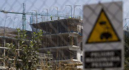 Obras paradas en el nuevo hospital de Vigo.