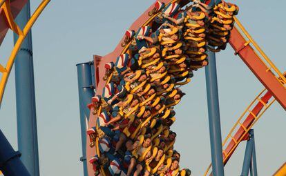 Montaña rusa en el Parque Warner de San Martín de la Vega (Madrid). 