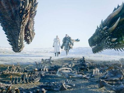 Emilia Clarke, Kit Harington y los dragones, en la última temporada de 'Juego de tronos'.