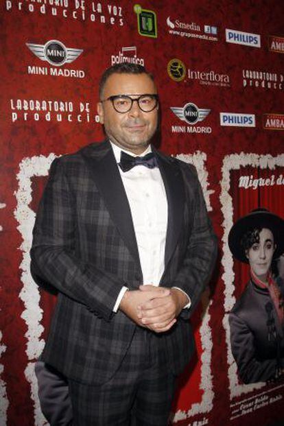Jorge Javier Vázquez llegando al estreno.