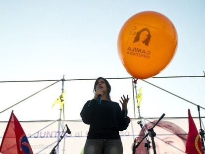Camila Vallejo durante un acto de campa&ntilde;a. 