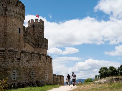 Exterior del castillo de los Mendoza en Manzanares El Real (Comunidad de Madrid).