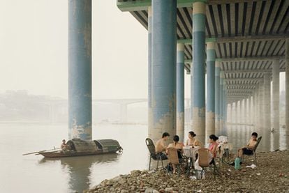 Una de las fotografías tomadas junto al Yangtsé.