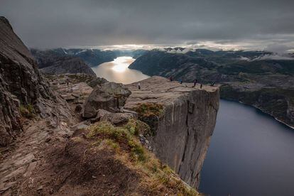 La Preikestolen o roca del Púlpito, en Noruega.