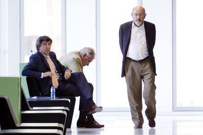 Fèlix Millet ( d), ex presidente del Palau de la Música de Barcelona, y su " mano derecha", Jordi Montull ( sentado / fondo).