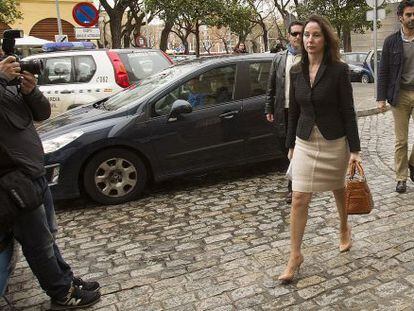 La juez Mercedes Alaya entrando a los juzgados el pasado viernes