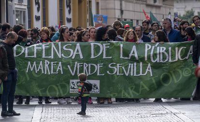 Manifestación por la escuela pública en Sevilla, el pasado diciembre.