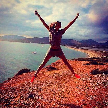 Giovanna Battaglia es otra de las it girls que inmortalizan sus vacaciones en su cuenta de Instagram. La milanesa ha pasado unos días entre Ibiza y Formentera.