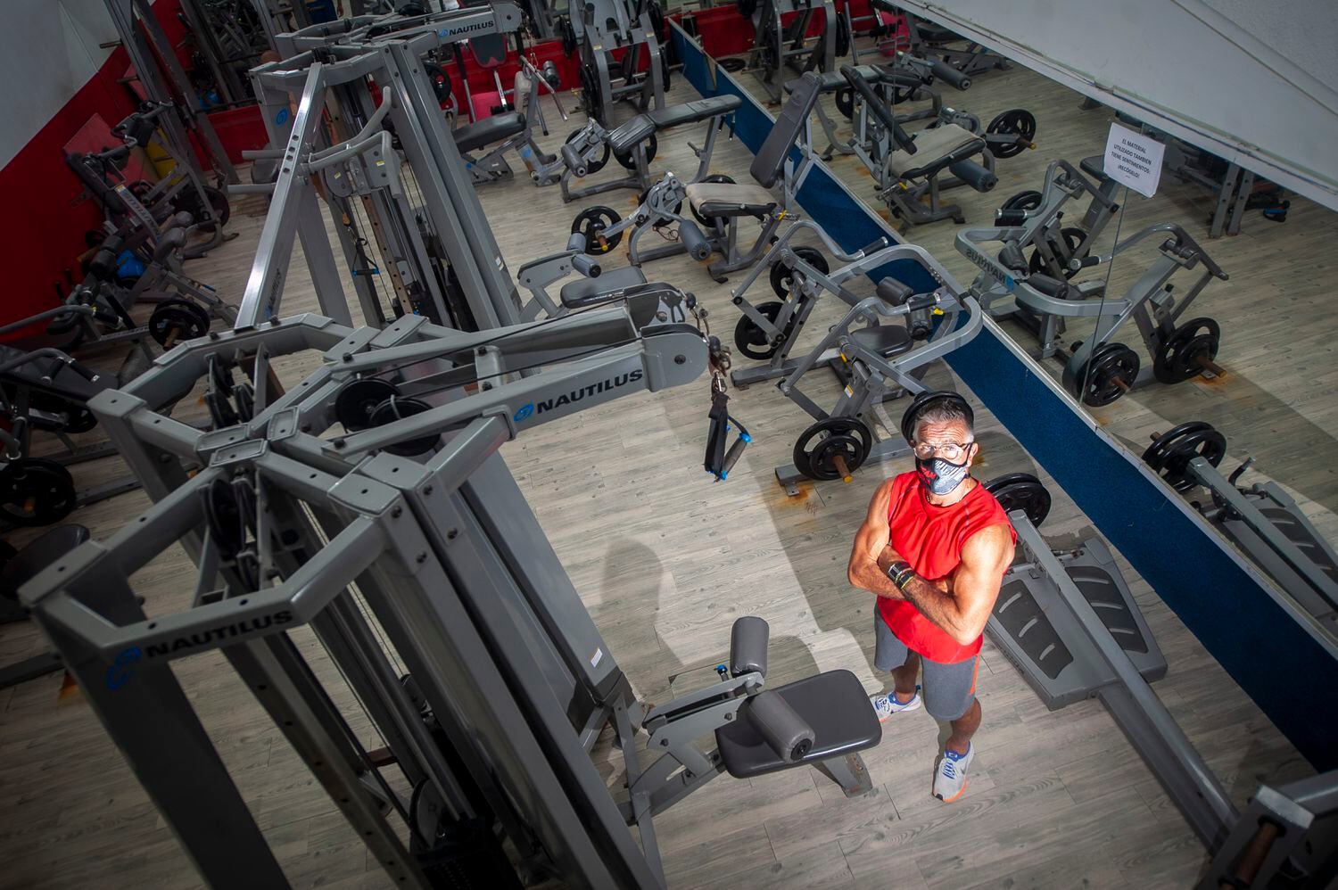 Xavi Moya, en su gimnasio del Clot, el primer día de la reapertura de los centros.